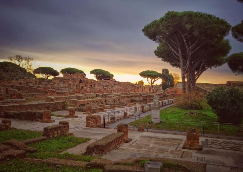 Per Antiqua Itinere Apartment Ostia Antica Luaran gambar