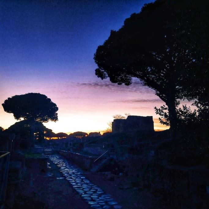 Per Antiqua Itinere Apartment Ostia Antica Luaran gambar